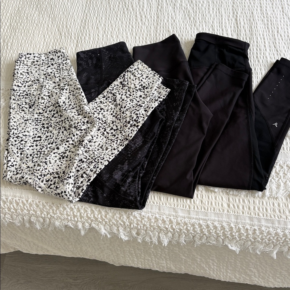 4 Pair Old Navy PowerSoft 7/8 Leggings